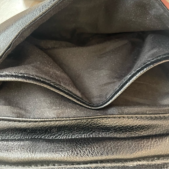 Mini Pouchet Shoulder Bag Crossbody Quilted Butterfly 90’s Y2K Embossed Black - Picture 5 of 7